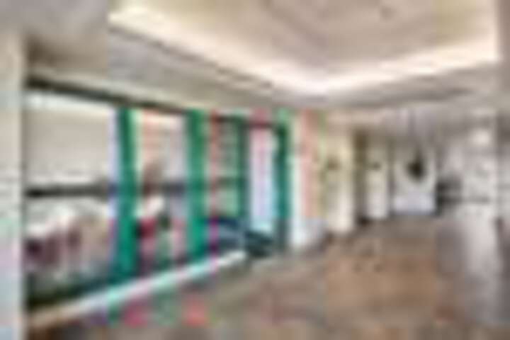 Hotel 16 of 112