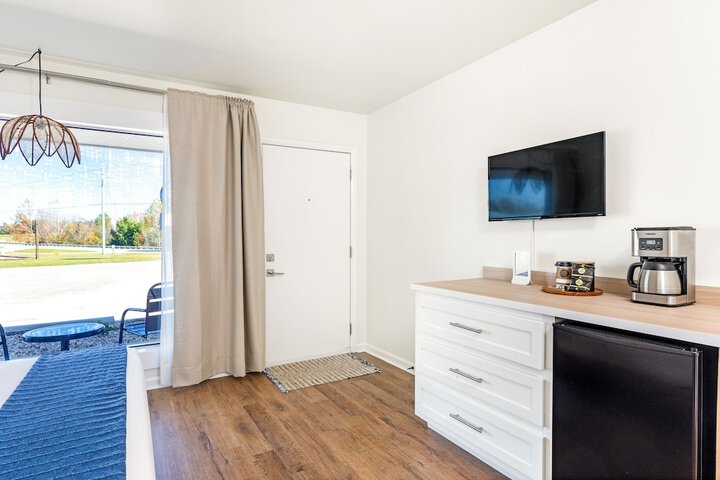 Room 9 of 21