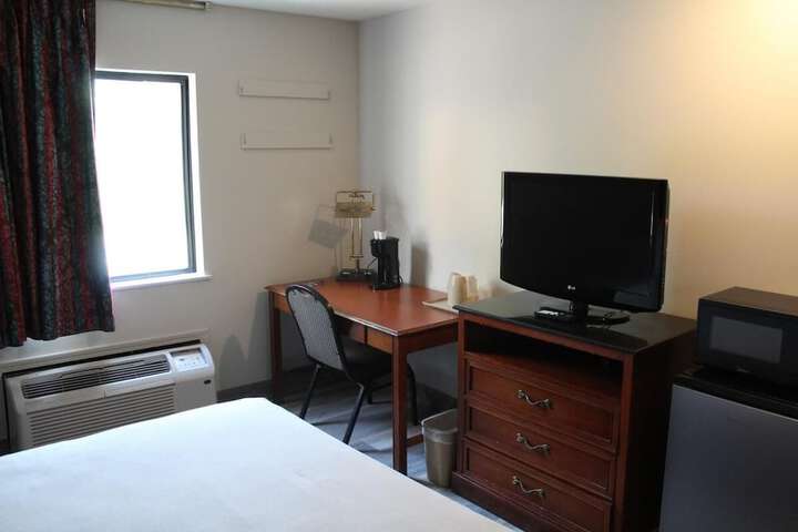 Room 15 of 22