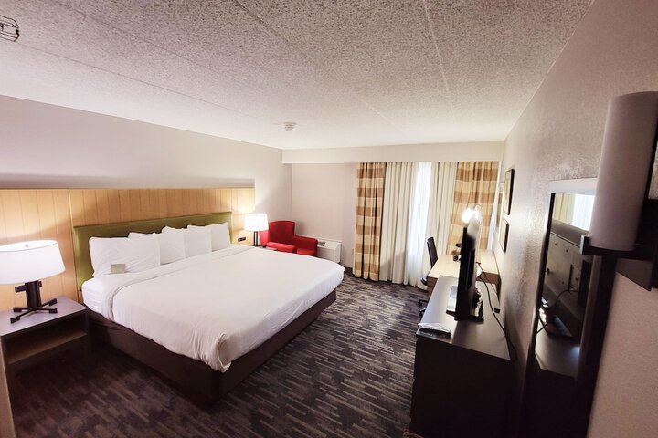 Room 27 of 35