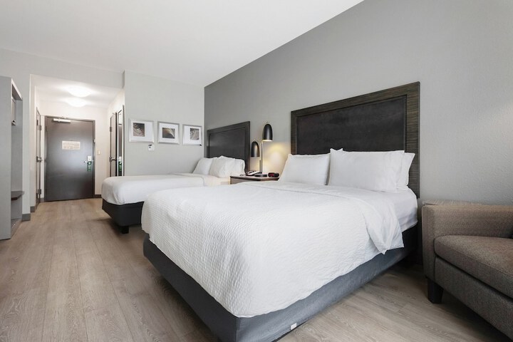 Room 42 of 58