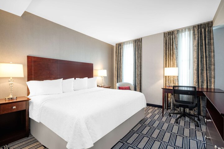 Room 54 of 74