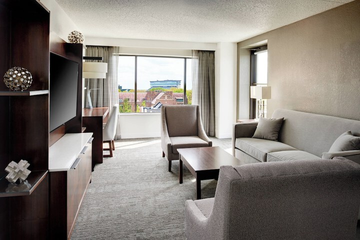 Room 14 of 39