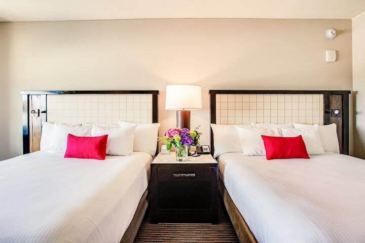 Overton Hotel and Conference Center