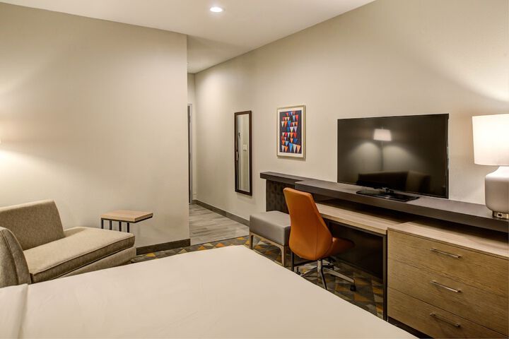 Room 22 of 54