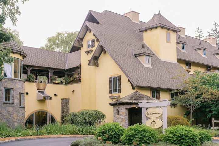 Hotel 4 of 83