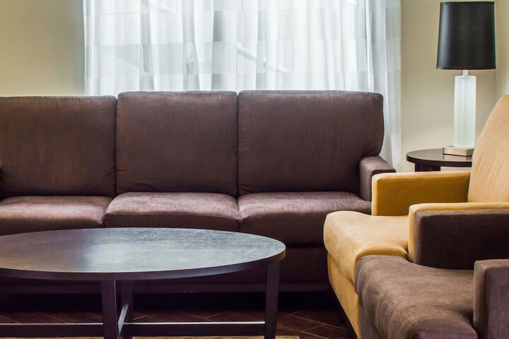 Hotel 2 of 33