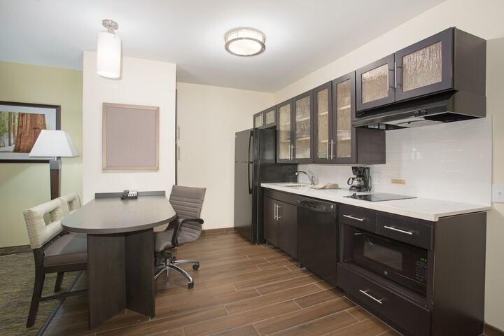 Candlewood Suites Longmont - Boulder Area by IHG