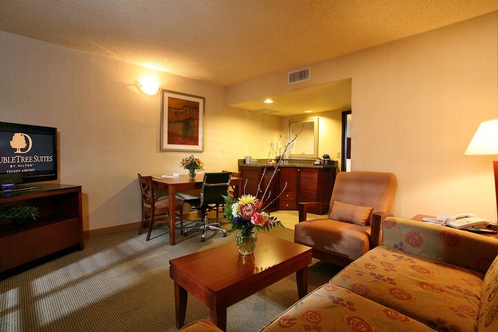Room 28 of 49
