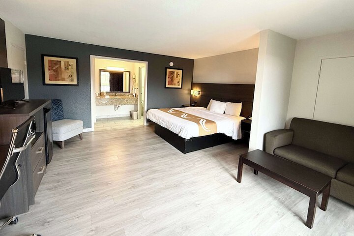 Quality Inn & Suites Baton Rouge West – Port Allen