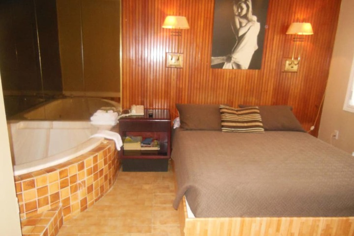 Room 20 of 39