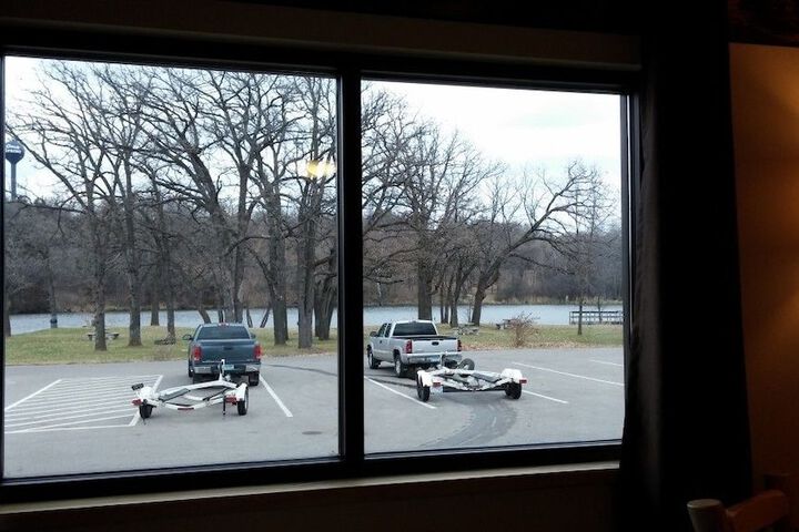 Riverside Inn