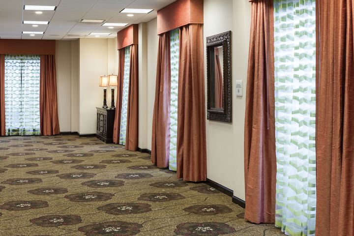Ballroom/Hall 45 of 49
