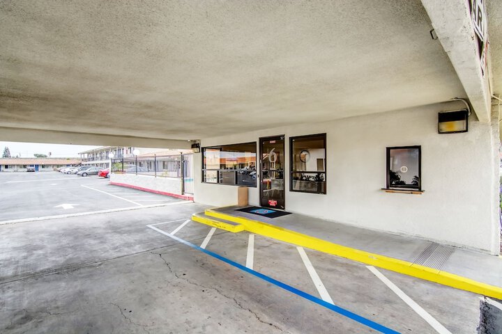 Hotel 6 of 31