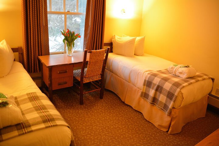 Room 26 of 63