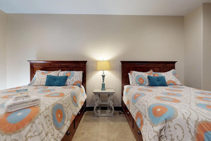 Room 40 of 48