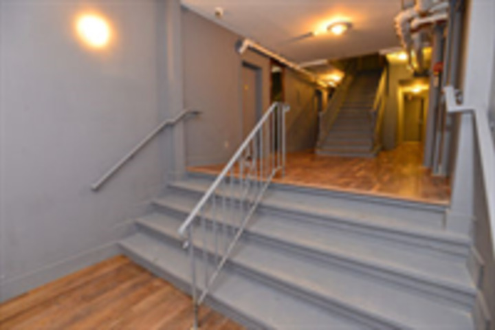 EXPLORE HOTEL & HOSTEL