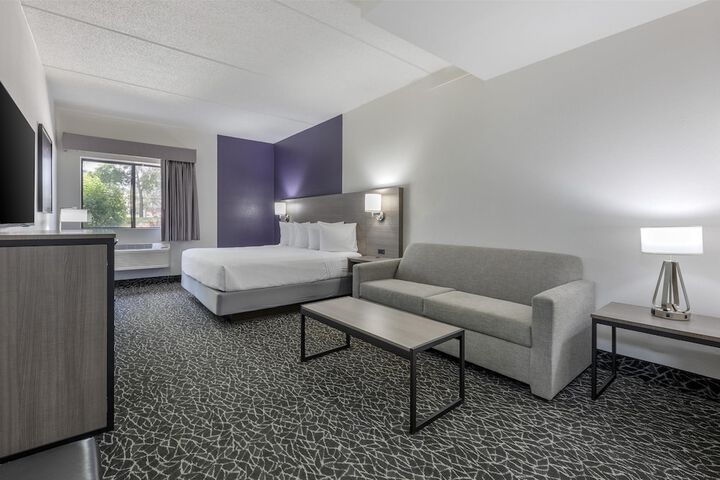 Best Western Bolingbrook Hotel