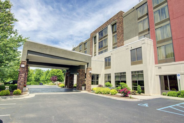Hotel 2 of 47