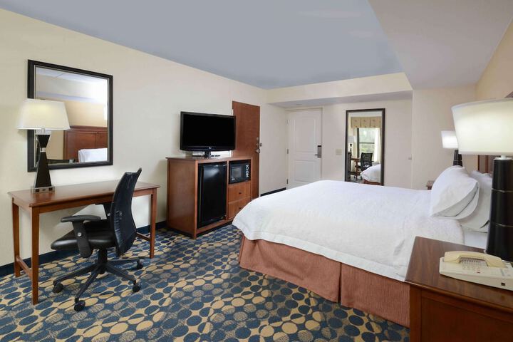 Room 17 of 43