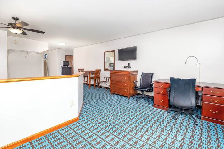 Room 25 of 57