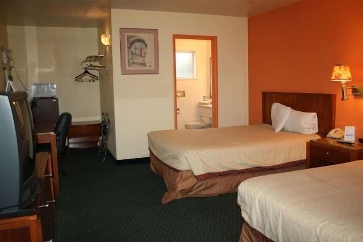 Room 16 of 20