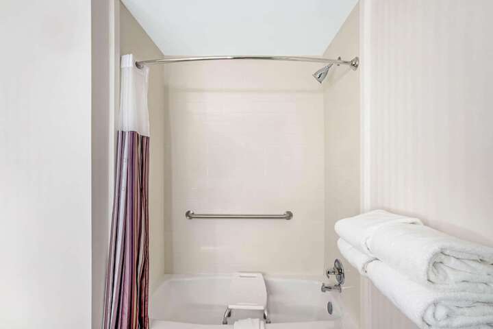 Room 18 of 34