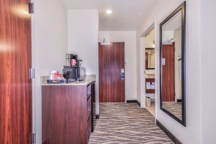 Cobblestone Hotel & Suites - Monte Vista