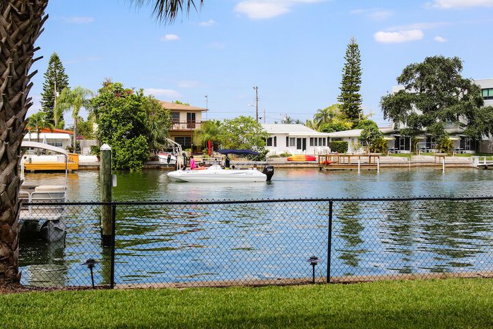 Treasure Island Hotel and Marina