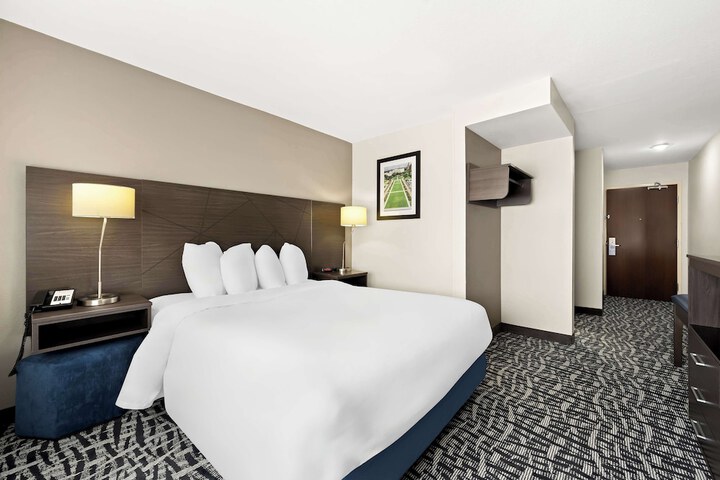 Room 6 of 29