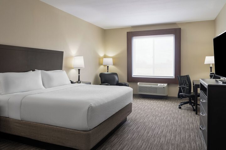 Holiday Inn Express & Suites Snyder by IHG