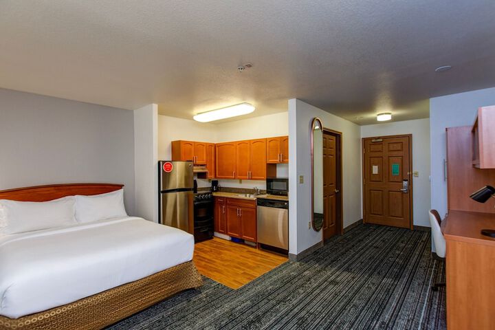 Room 12 of 23
