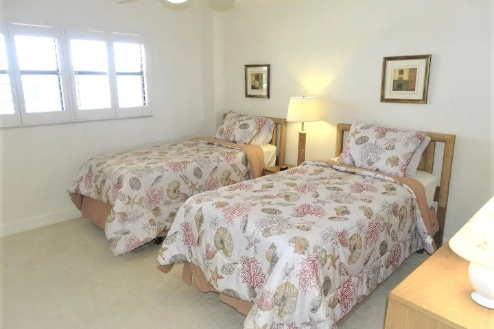 Gulf & Bay Club- A708 Updated With Great Views! 2 Bedroom Condo