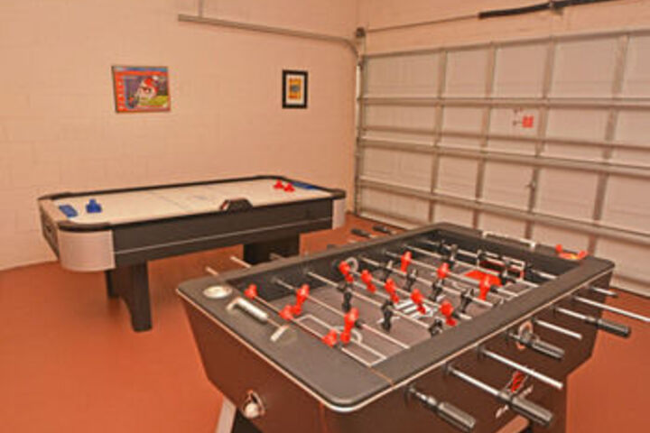 Rent a Villa Eagle Management Davenport