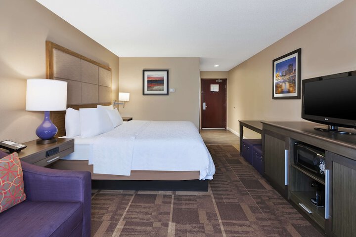 Room 7 of 20
