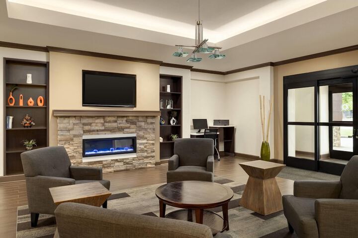 La Quinta Inn & Suites by Wyndham Memphis Wolfchase