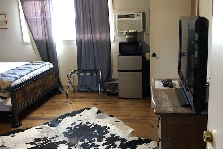 Room 41 of 64