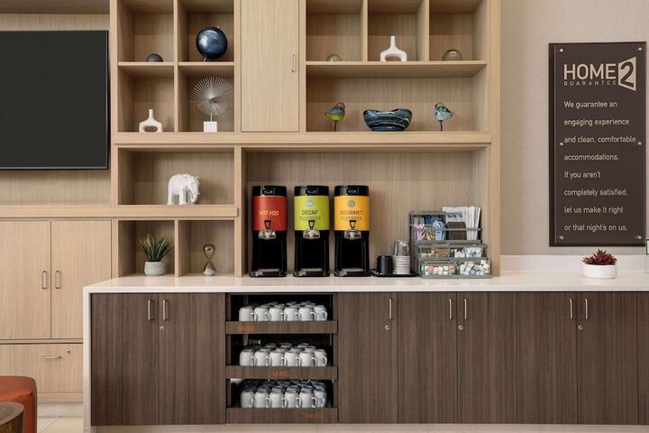 Breakfast/Coffee Service 24 of 31