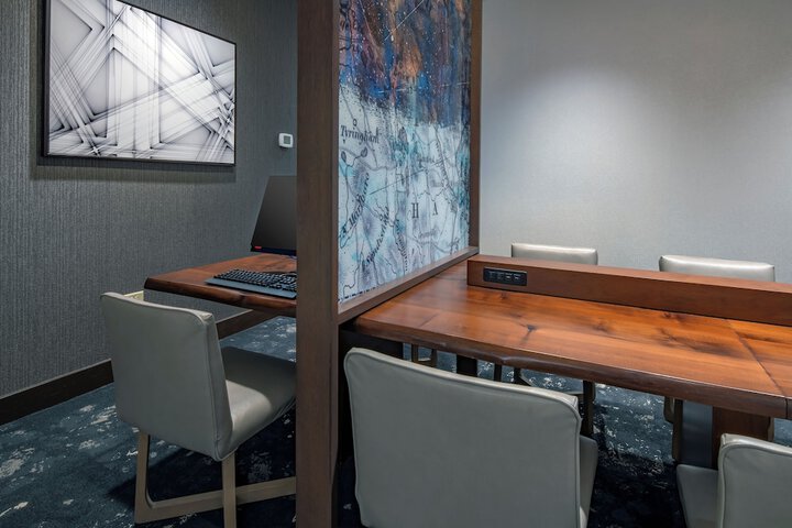 Business Center 34 of 35