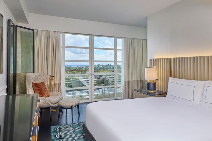Cameo Beverly Hills LXR Hotels & Resorts