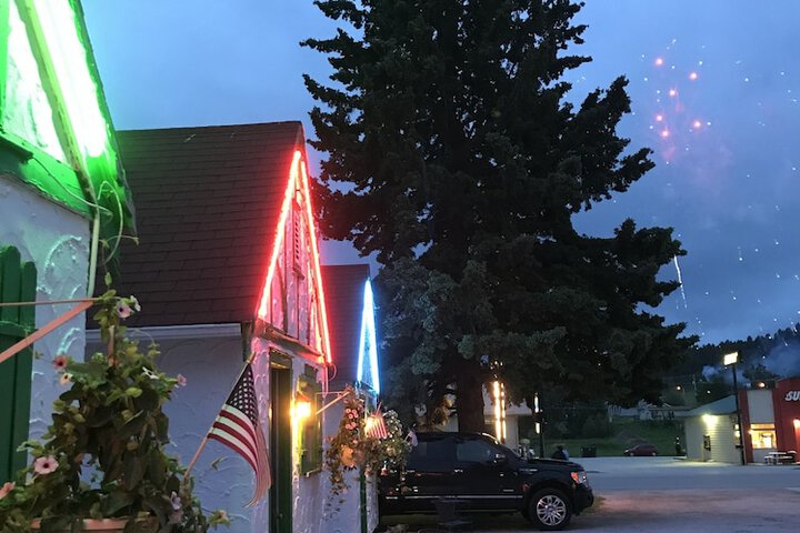 Chalet Motel