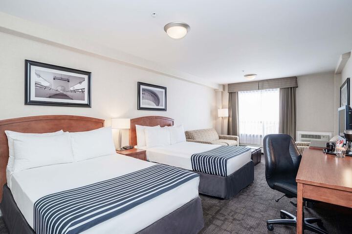Room 40 of 73