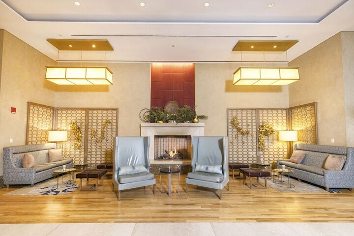 Hotel Interior 22 of 159