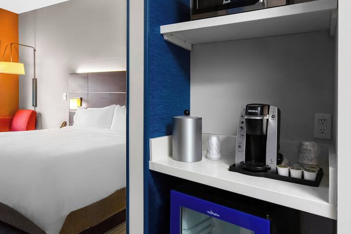 Holiday Inn Express & Suites Sanford- Lake Mary by IHG