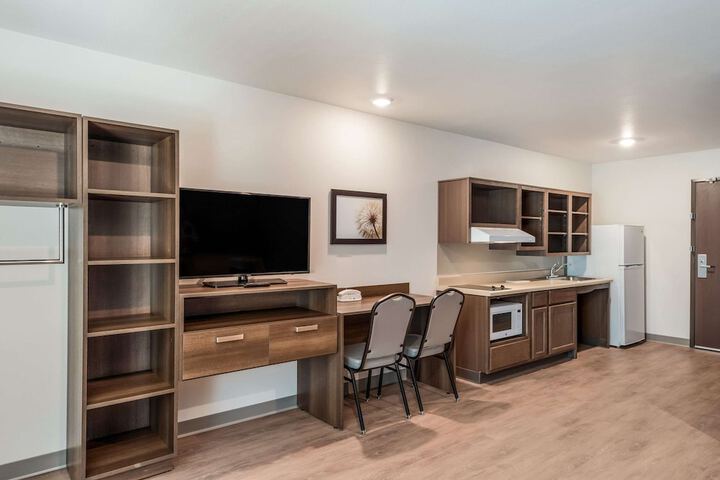 Room 15 of 29