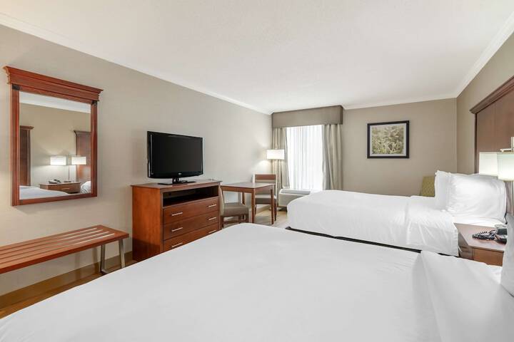 Room 17 of 42