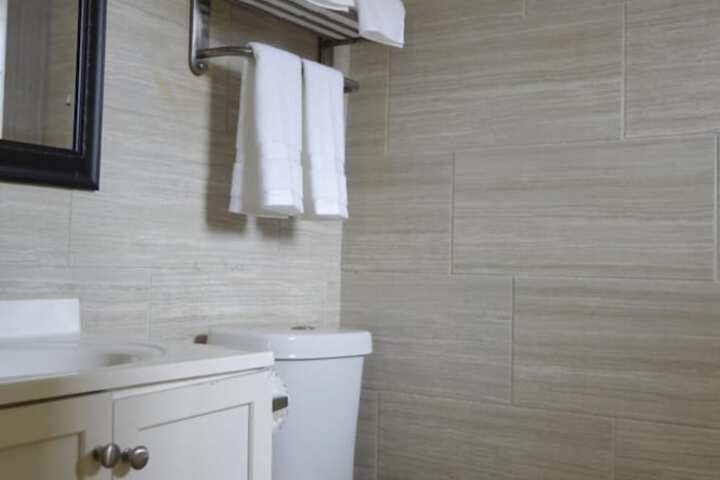 Room 15 of 21