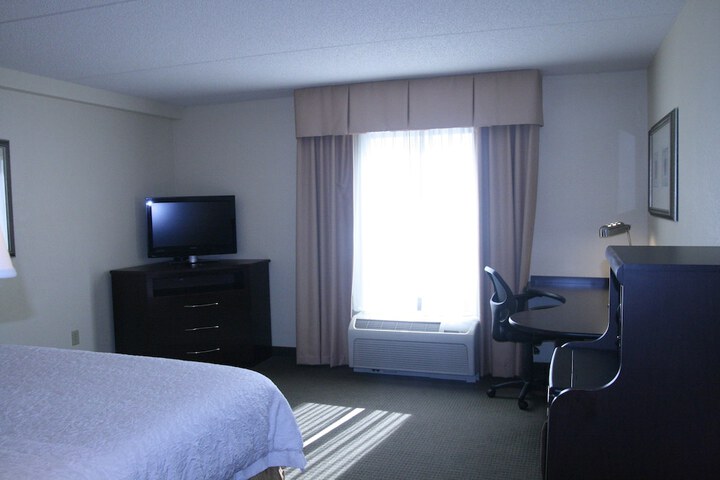 Room 38 of 49