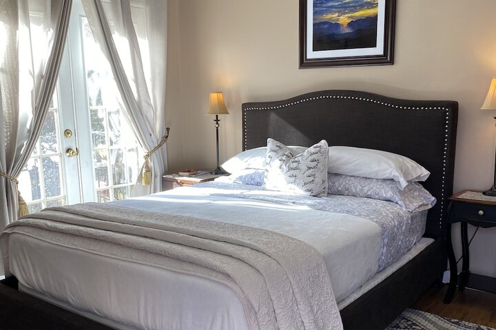 Room 65 of 175