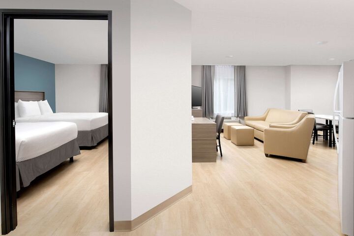 Room 18 of 54